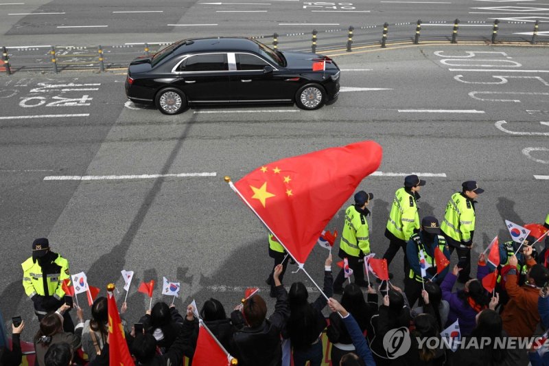 시진핑 중국 국가주석 탑승 추정 차량 (출처=연합뉴스)