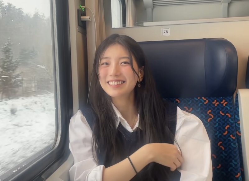 [서울=바카라사이트 벳위즈] 가수 겸 배우 바카라사이트 벳위즈. (사진=바카라사이트 벳위즈 인스타그램 캡처) 2025.10.30. photo@newsis.com *재판매 및 DB 금지