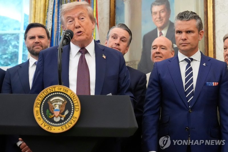 트럼프, 핵무기 시험 재개 지시…33년만에 핵정책 급선회하나(종합) (출처=연합뉴스)