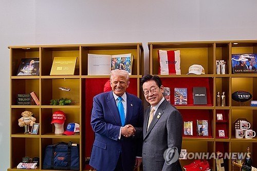 트럼프 대통령과 이재명 대통령 (출처=연합뉴스)