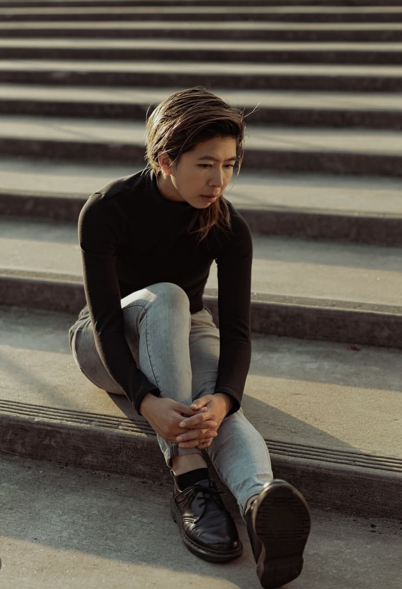 아시아계 호주 싱어송라이터 냇 베이저, '전형성' 탈피합니다