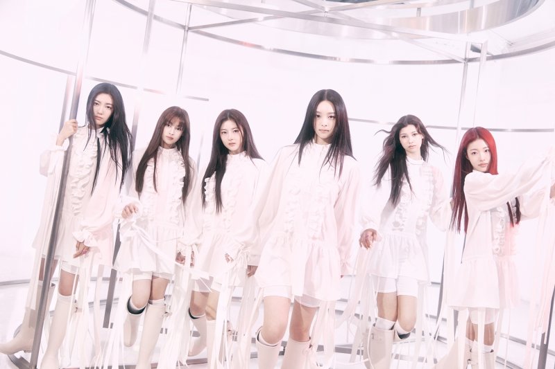 앳하트(타이탄콘텐츠 제공)