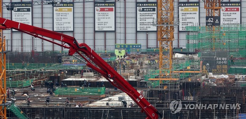 건설현장(사진은 기사 내용과 관련 없음) (출처=연합뉴스)