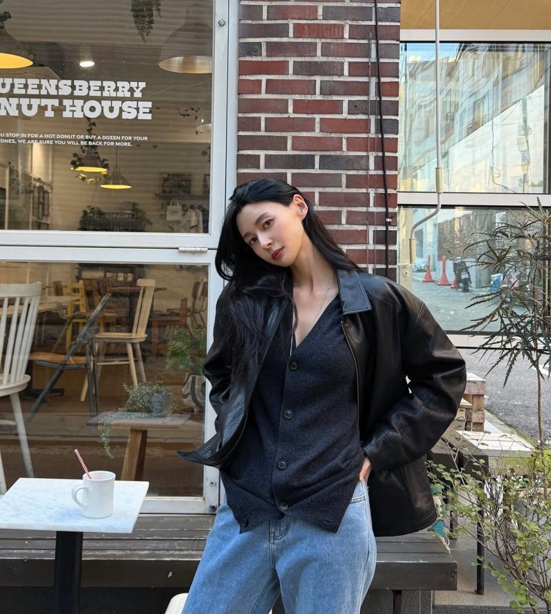 권나라 완벽 미모 과시…막 찍어도 예뻐