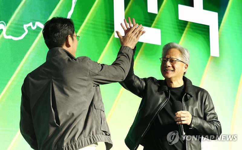 이재용 삼성전자 회장과 젠슨 황 엔비디아 최고경영자(CEO)