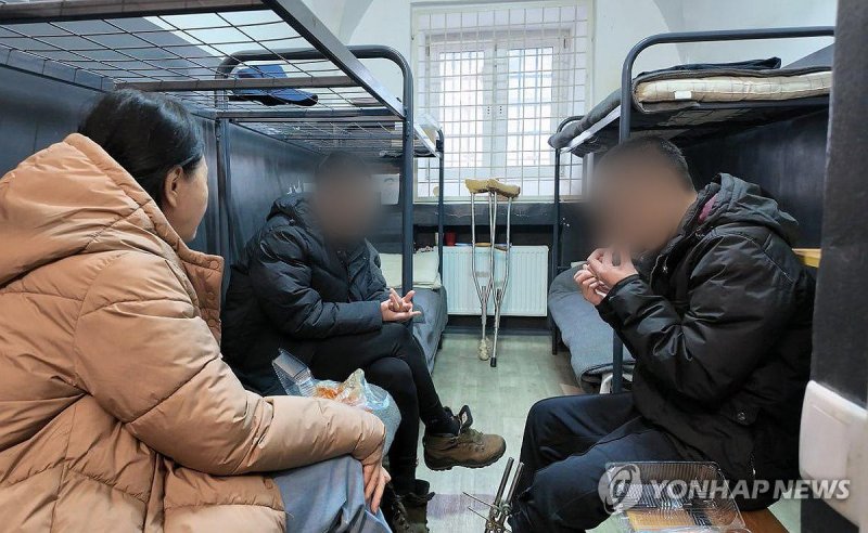 우크라이나군에 생포된 북한군 포로 (출처=연합뉴스)