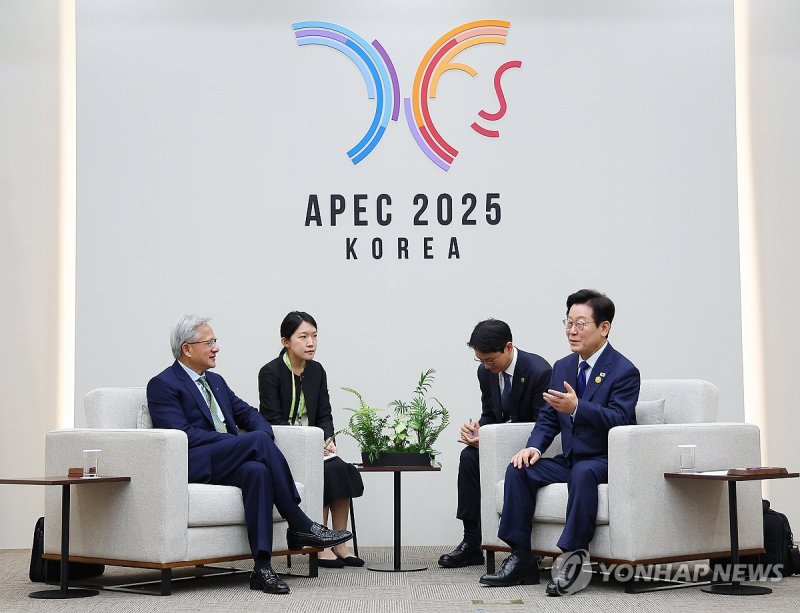 이재명 대통령, 젠슨 황 접견 (출처=연합뉴스)