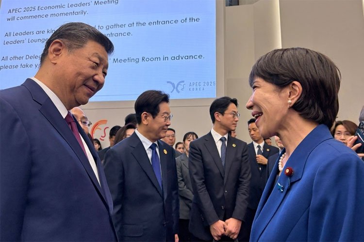 시진핑 중국 국가주석과 다카이치 사나에 일본 총리 (출처=연합뉴스)