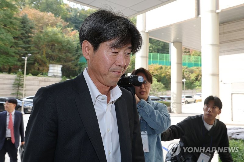 선고공판 출석하는 남욱 변호사 (출처=연합뉴스)