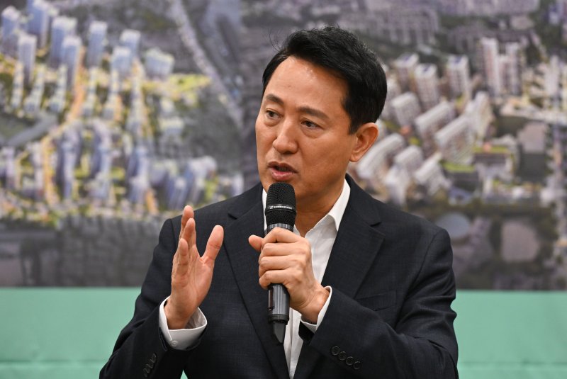 오세훈 서울시장이 16일 서울시청에서 열린 정비사업 연합회 간담회에서 발언하고 있다. (공동취재) 2025.10.16/뉴스1 ⓒ News1 황기선 기자