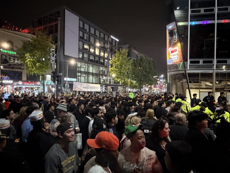 이태원 거리 (출처=연합뉴스)