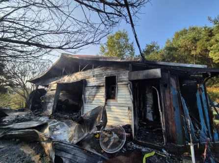 부여 단독주택 화재 현장 (출처=연합뉴스)