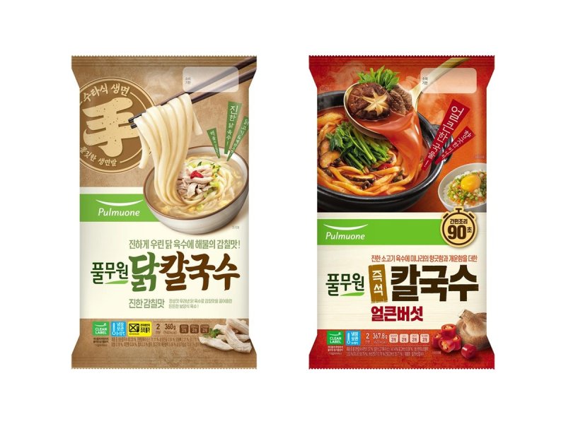 풀무원 '생 수타식 닭칼국수'와 '얼큰버섯칼국수' (출처=연합뉴스)