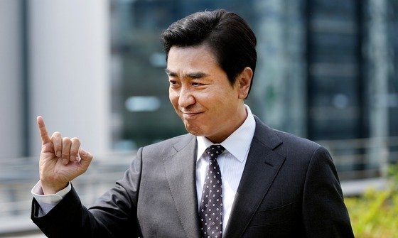 '꼰대' 류승룡의 '짠내' 공감…이 시대 모든 '김부장 이야기' [N초점]