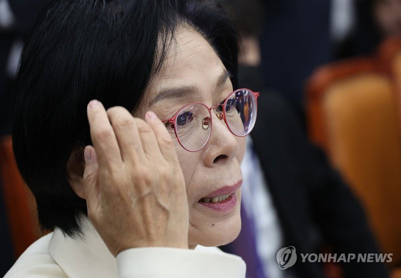 과방위 종합감사 참석한 최민희 위원장 (출처=연합뉴스)