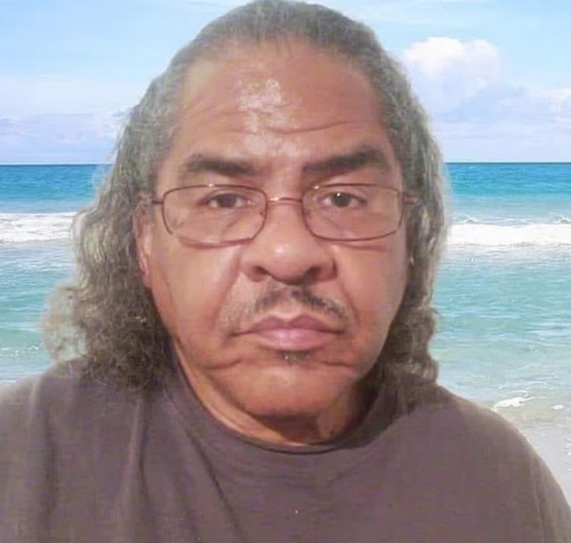 호텔 욕조에서 숨진채 발견된 남성, 온 몸에 피부가..끔찍