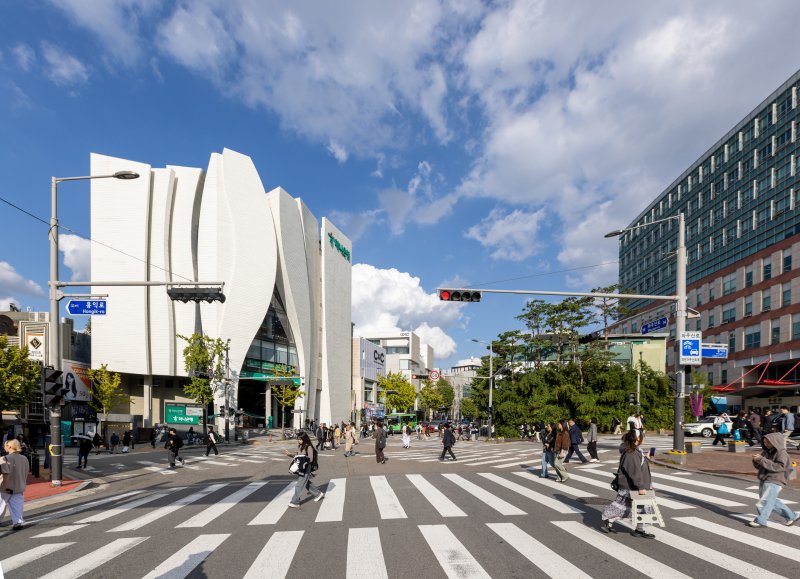 홍대 앞 거리(서울관광재단 제공)