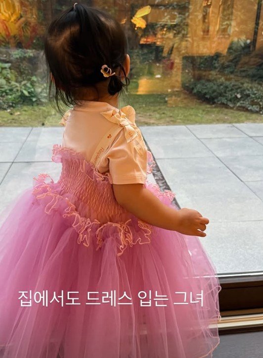 이병헌♥이민정 딸 공개…"집에서 드레스 입는 그녀"