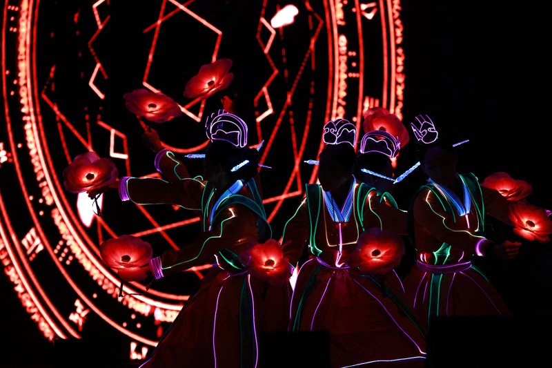 예천활축제도 오는 2일까지 한천체육공원에서 개최된다. 활(弓)을 주제로 전통 활쏘기, VR·AR 실감형 체험, 어린이 궁도교실 등이 마련돼 있다.(예천군 제공. 재판매 및 DB금지) ⓒ News1 김대벽기자