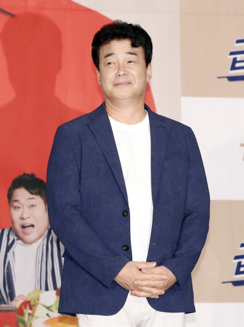 '방송 중단' 백종원, 617만 구독자 유튜브 개편…풍성한 콘텐츠 위해