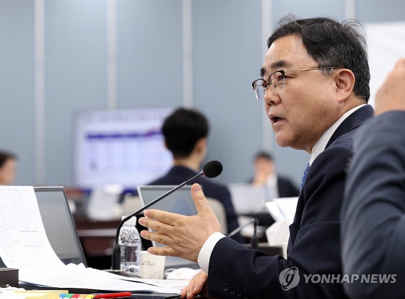 발언하는 허성무 의원 (출처=연합뉴스)