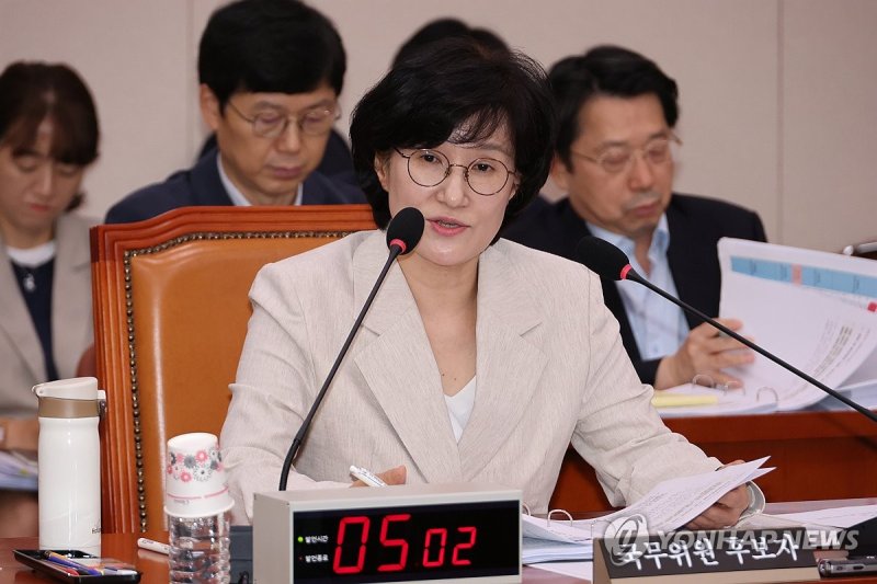 답변하는 원민경 여가부 장관 후보자 (출처=연합뉴스)