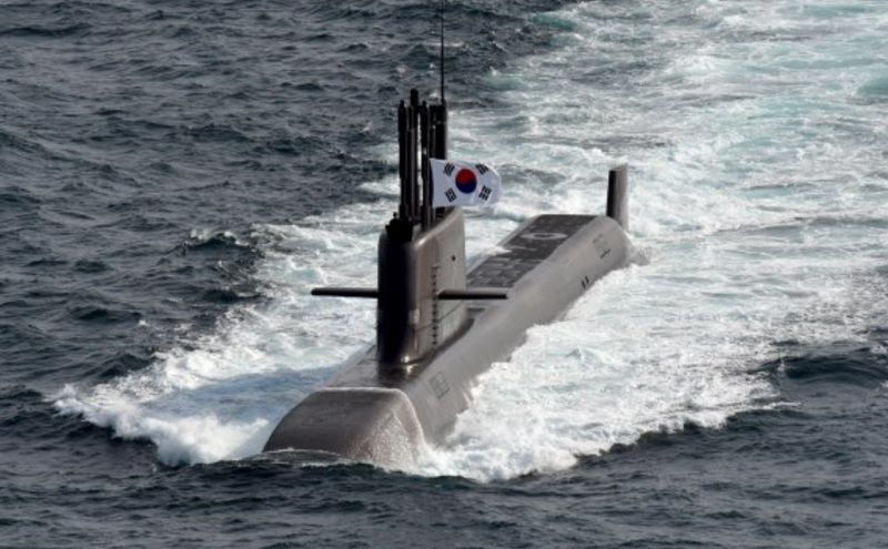'한국형 핵잠' 개발 길 텄지만… 원자력협정 개정 등 과제 [이종윤의 밀리터리 월드]