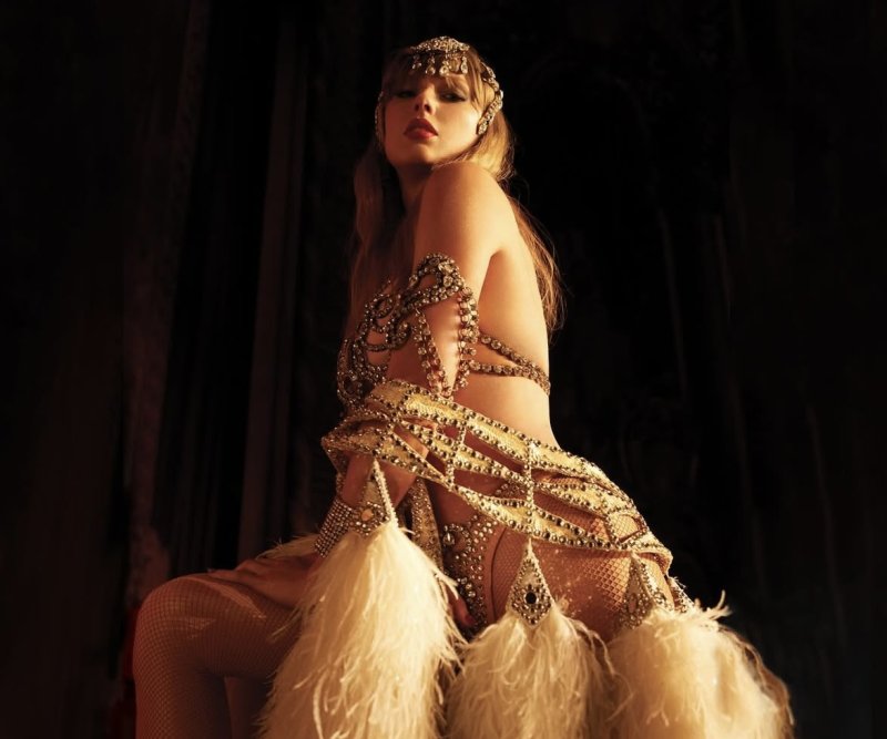 테일러 스위프트, 4주 연속 美 '빌보드 200' 1위…'케데헌' OST 13주째 2위