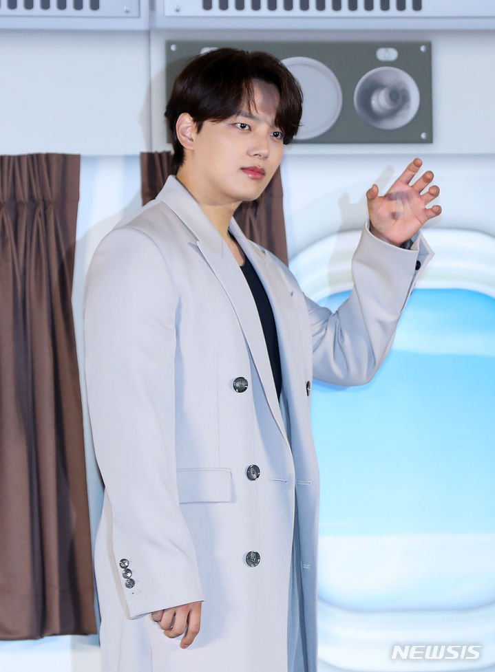 여진구, 카투사로 군 복무…내달 15일 입대