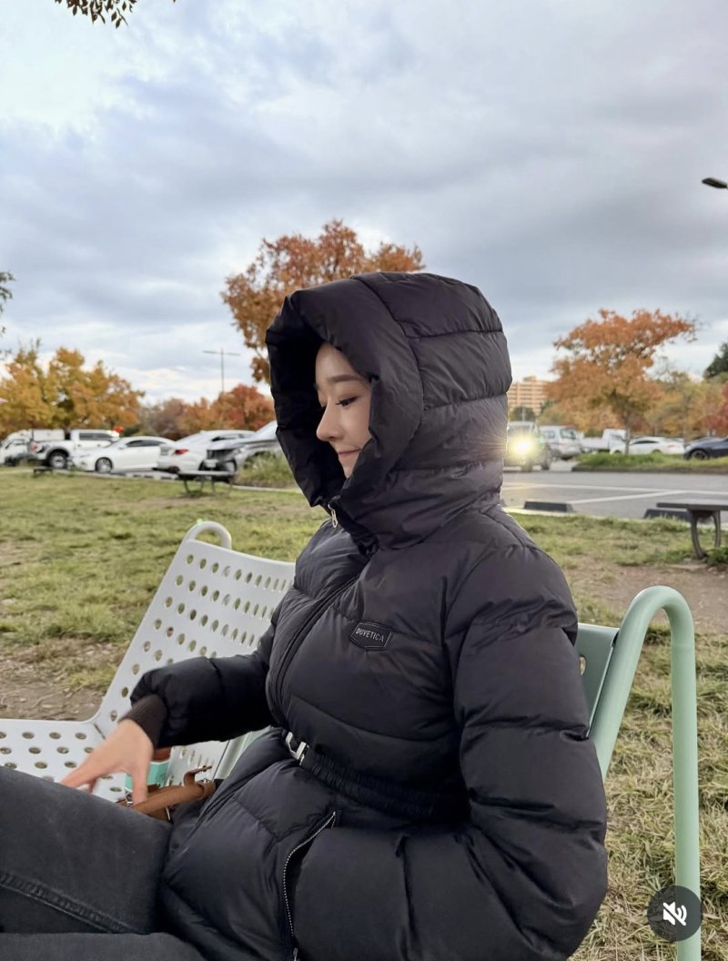 '논란 정면돌파' 서예지, 밝은 미소…늘씬한 몸매