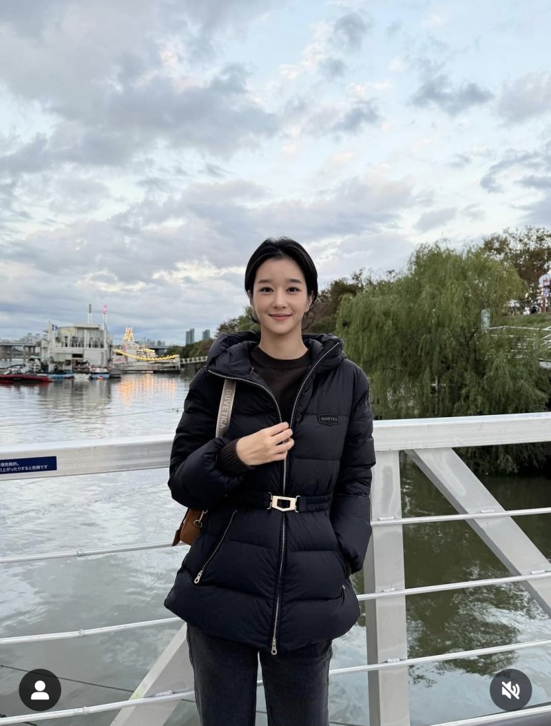 '논란 정면돌파' 서예지, 밝은 미소…늘씬한 몸매