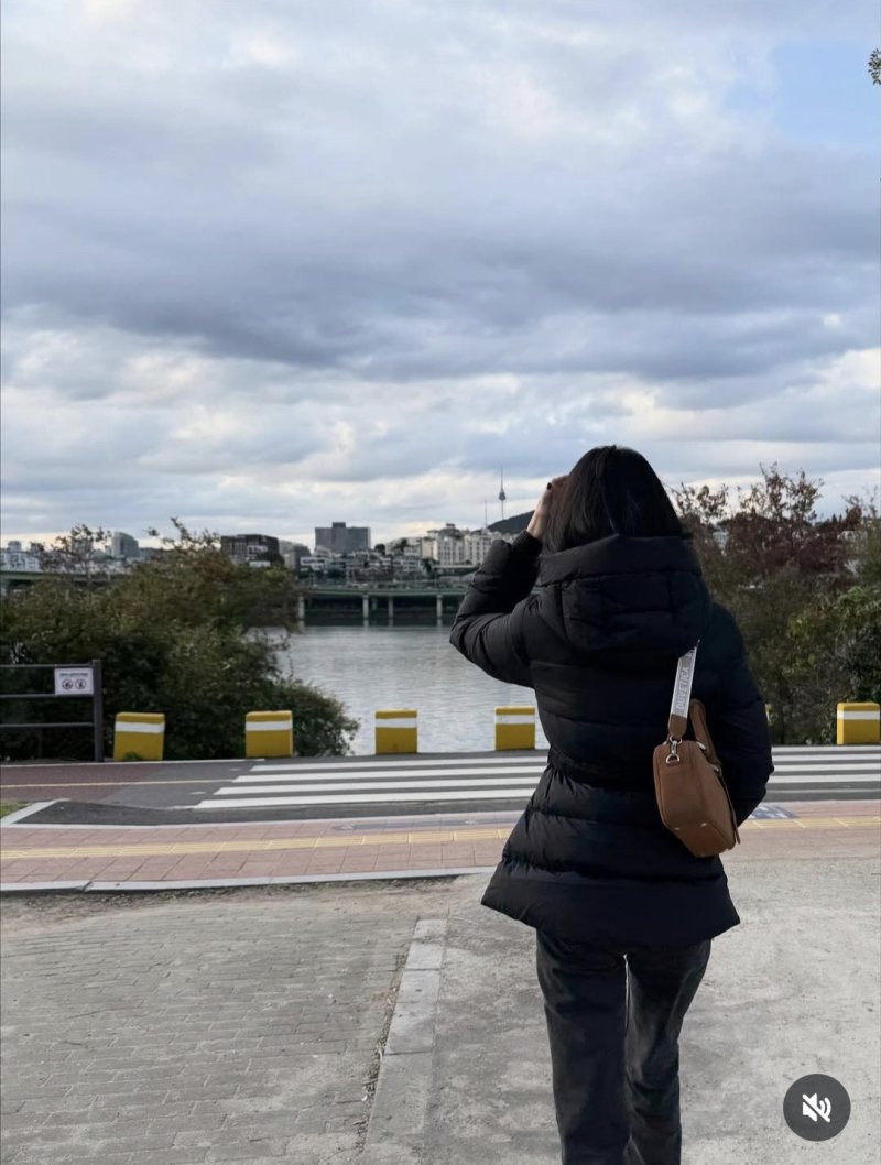 '논란 정면돌파' 서예지, 밝은 미소…늘씬한 몸매