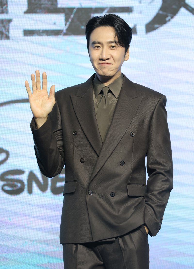 도경수 "이광수, 동생들 힘들게 하는 형…작품에선 많이 배워"[N현장]