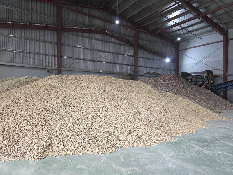 [호찌민=뉴시스] 이주혜 기자 = 베트남 C&T VINA 공장에 바이오매스가 보관돼 있다. 2025.10.30. *재판매 및 DB 금지