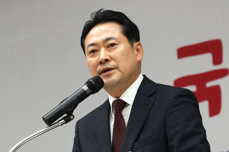 장동혁 국민의힘 대표가 31일 서울 강남구 SETEC에서 열린 서울시당 당협위원장 및 선출공직자 워크숍에서 발언하고 있다. 2025.10.31/뉴스1 ⓒ News1 이광호 기자