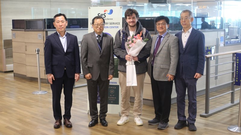 인천공항 자동출입국심사 시범운영 (출처=연합뉴스)