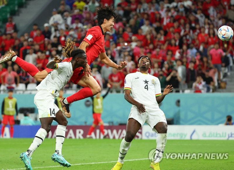 카타르 월드컵에서 골을 넣고 있는 조규성.연합뉴스