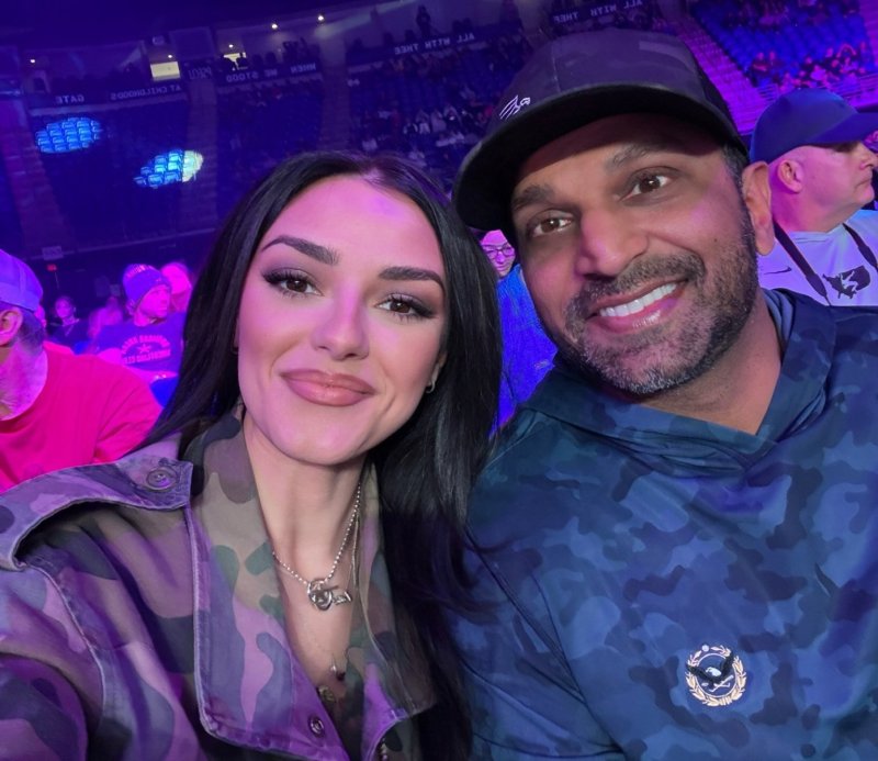 전용기 타고 여친 보러 간 FBI국장에 애꿎은 27년 근속 항공 책임자만 '불똥'