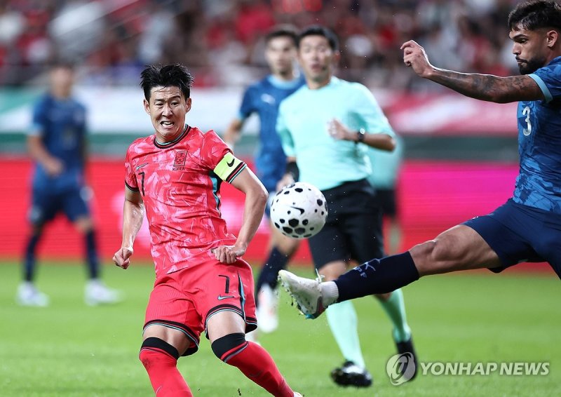 집중하는 손흥민 (출처=연합뉴스)