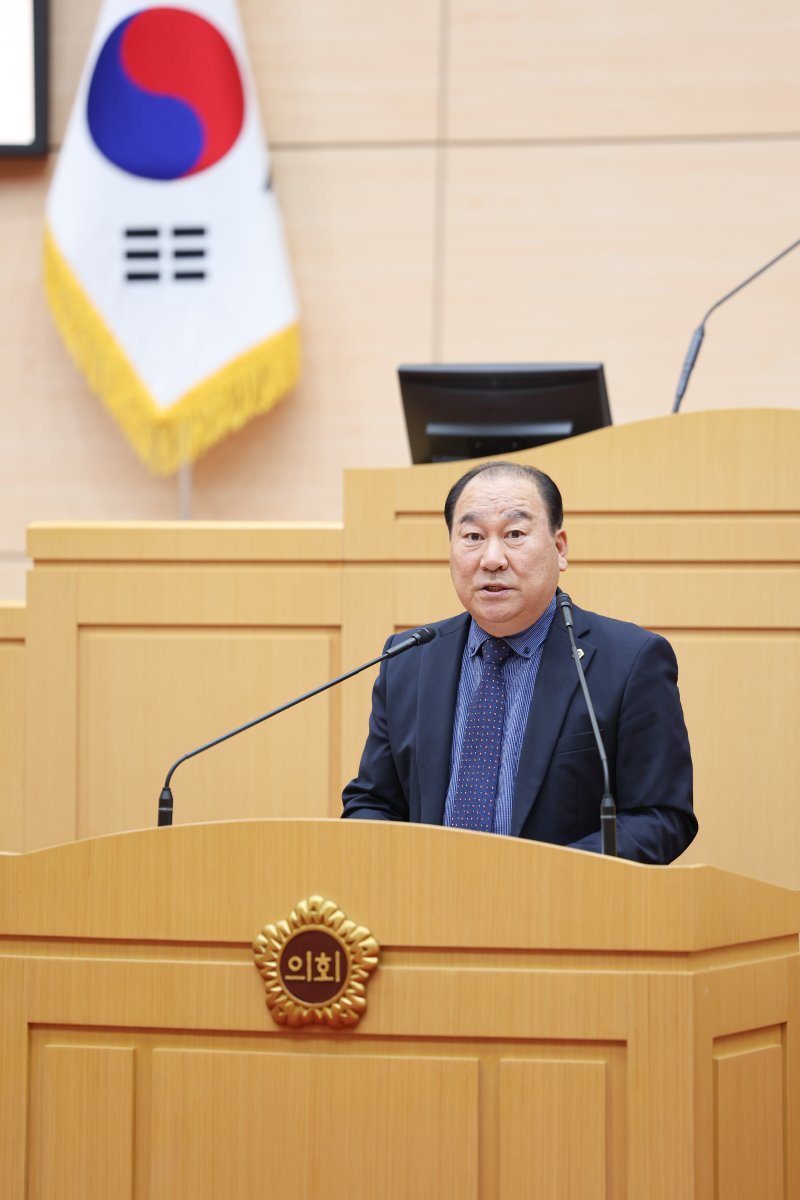 강정일 전남도의원이 도의회 정례회에서 발언하고 있다.(전남도의회 제공, 재판매 및 DB금지)/뉴스1