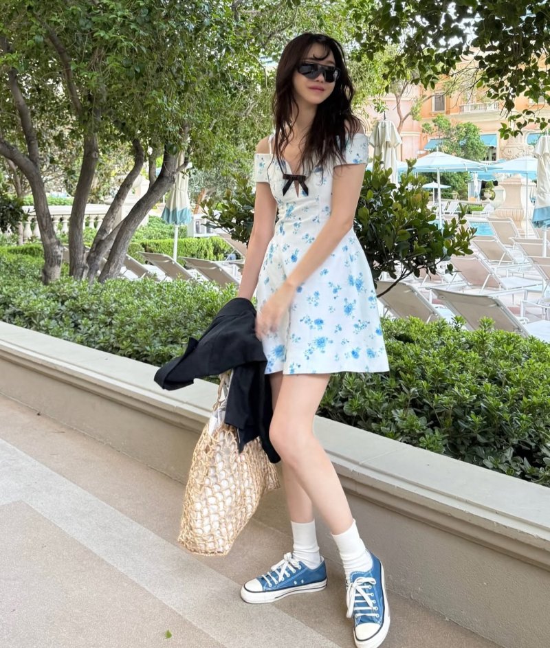 47세 이지아 세월 비껴간 미모…꽃무늬 원피스도 어울려