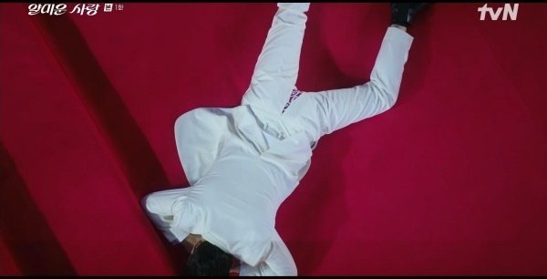 '얄미운사랑' 이정재, 임지연 탓 전국에 속옷 생중계 …5.5% 출발