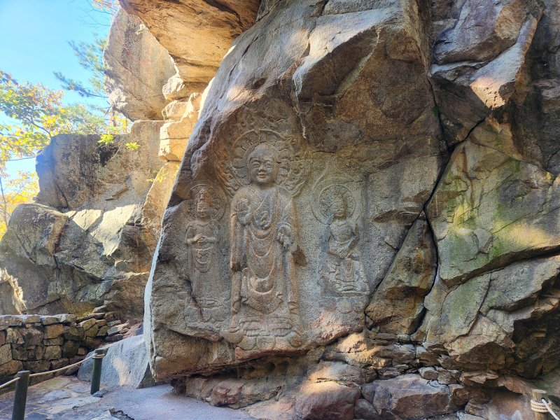 서산 용현리 마애여래삼존상(서산시 제공. 재판매 및 DB금지)2025.11.4/뉴스1