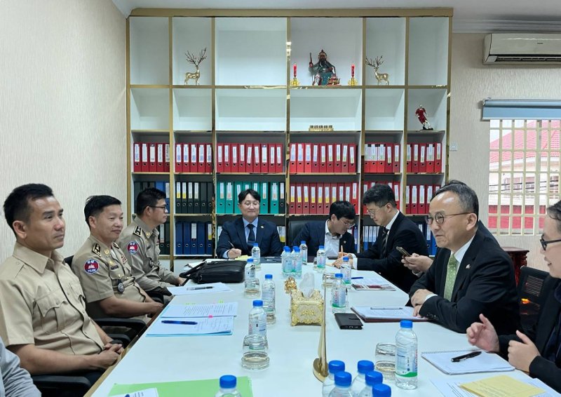 [서울=뉴시스] '한국인 전담' 한-캄 공동 TF 가동을 위한 3차 회의 개최. (사진=외교부 제공) 2025.11.04 *재판매 및 DB 금지