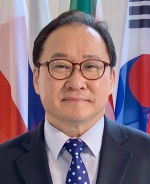 김예동 한국극지연구위원회 위원장이 4일 한국 지질학계 최고 권위의 상인 제50회 운암지질학상 수상자로 선정됐다. 극지연구소 제공.