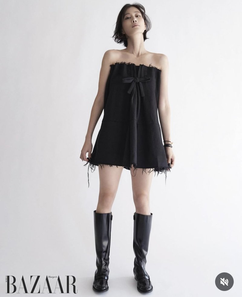 이현이, 손으로 가슴 가린 채 파격 노출…관능미 폭발