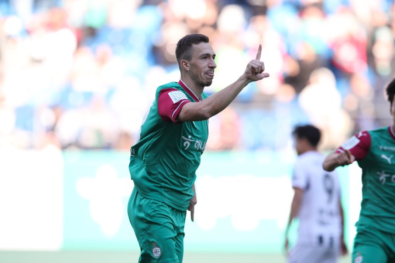 [서울=뉴시스]K리그1 대전의 수비수 안톤. (사진=한국프로축구연맹 제공)