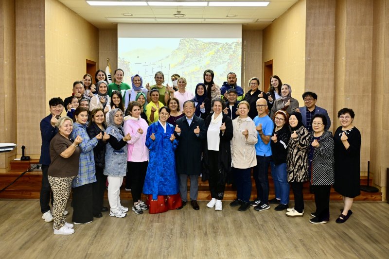 지난달 튀르키예 방문단 시립박물관 방문 당시.(속초시 제공, 재판매 및 DB 금지) 2025.11.4/뉴스1