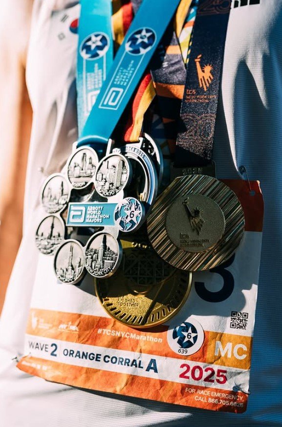 [서울=뉴시스] 힙합듀오 '지누션' 멤버 션이 세계 메이저 마라톤을 1년 안에 모두 완주했다고 알렸다. (사진=션 인스타그램) 2025.11.04. photo@newsis.com *재판매 및 DB 금지