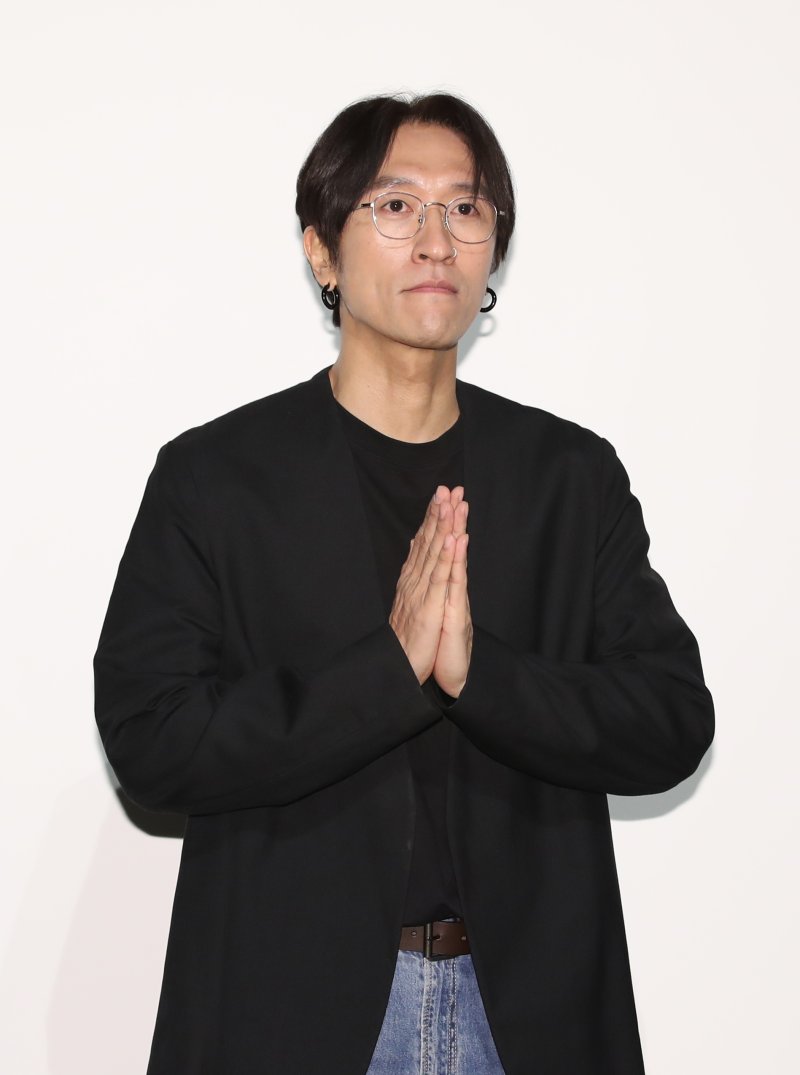 "가족처럼 믿었는데" 리사·빽가 이어 성시경까지…믿는 도끼에 발등 [N이슈]